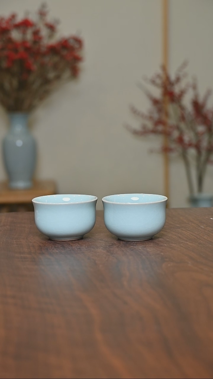 【闪购商品】其他客杯2只微瑕天青釉 朱家款