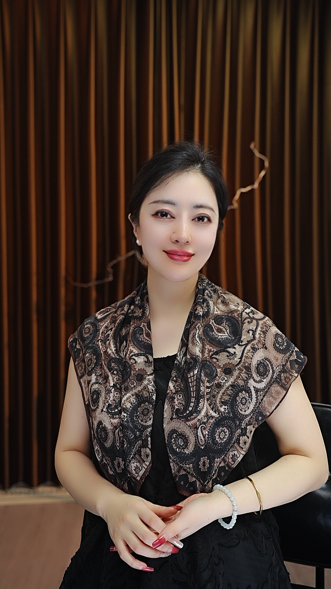 【黑桃A】70*70磁吸扣小方巾百搭女士围巾丝巾春夏款显气质显白