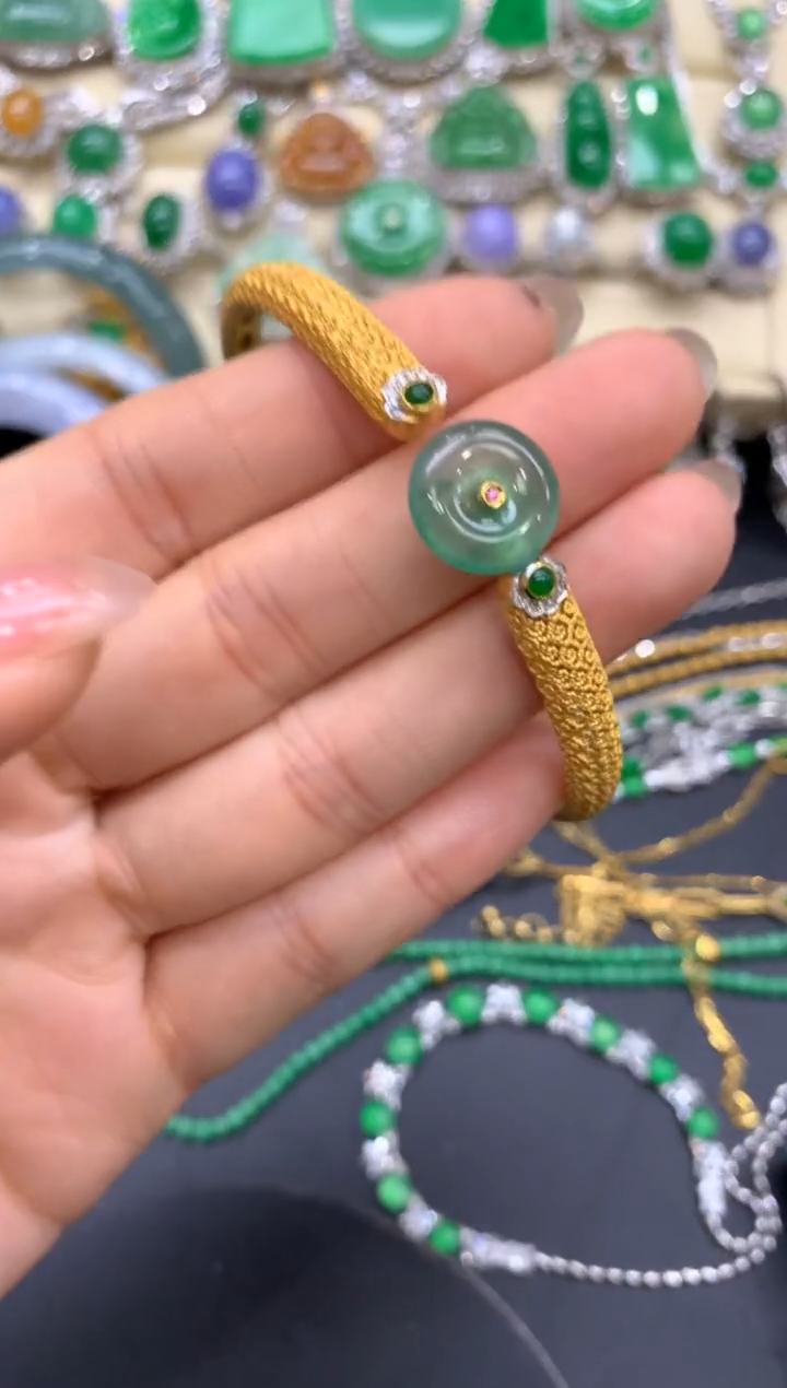 【闪购商品】翡翠手镯18K金镶嵌405-中国好珍宝