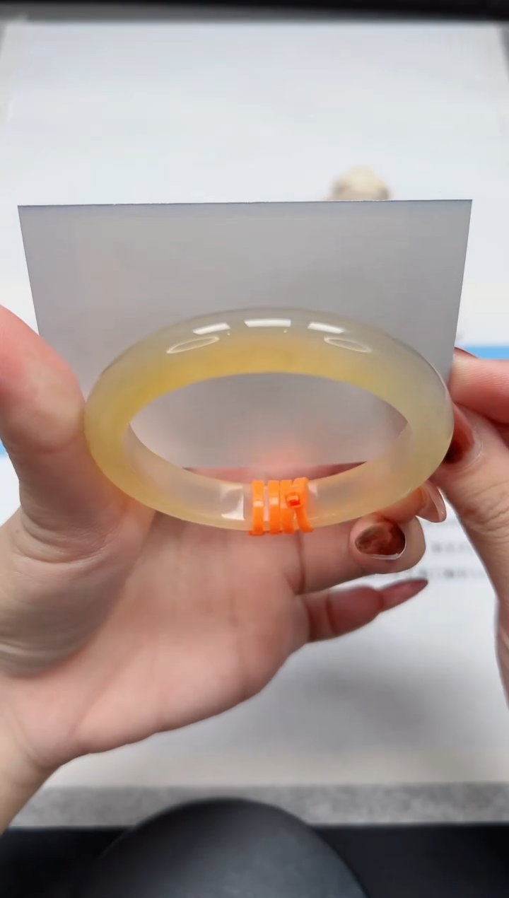 【闪购商品】玛瑙/玉髓手镯未镶嵌137/香槟57.1