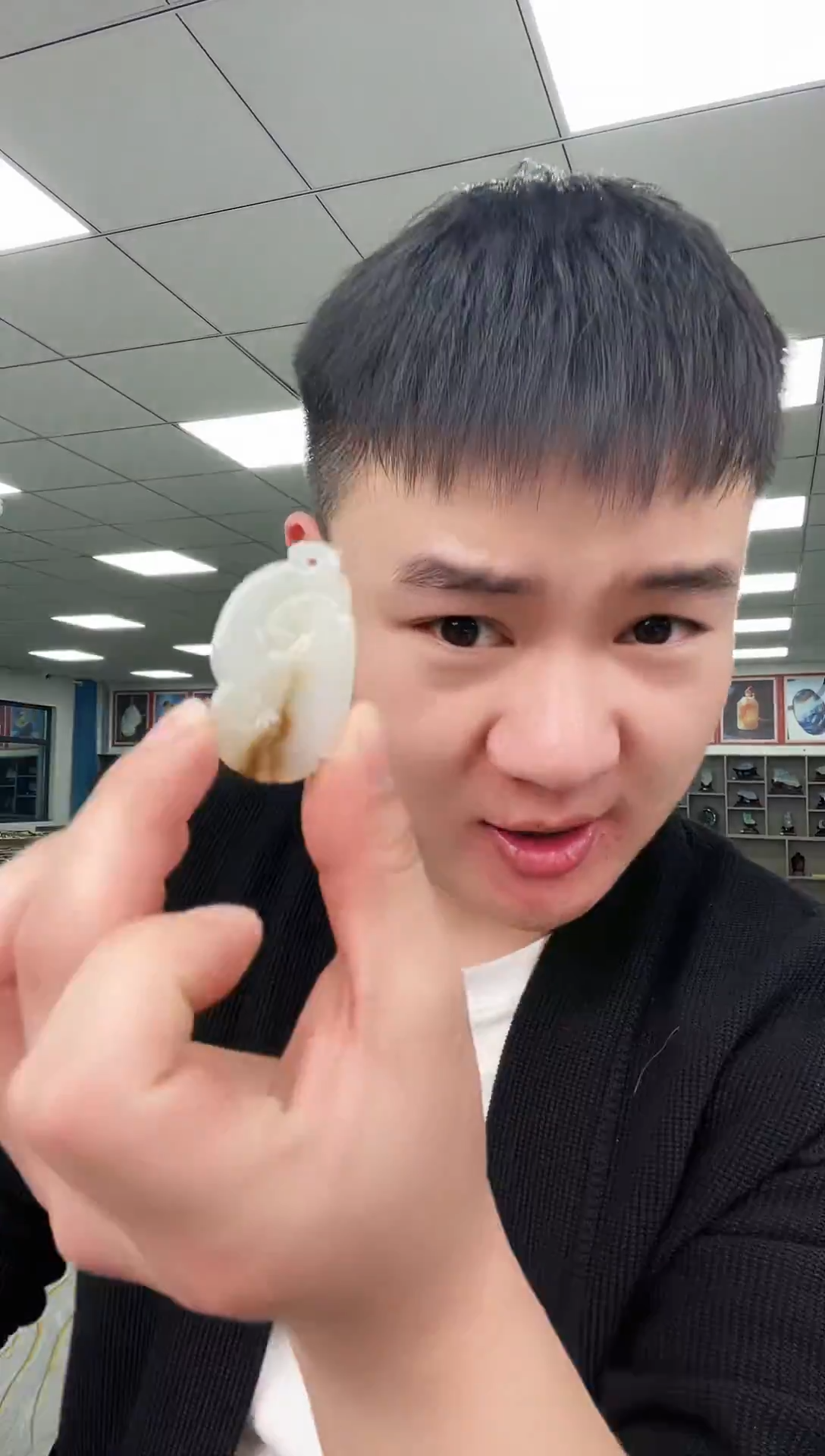 未镶嵌和田玉挂件b82