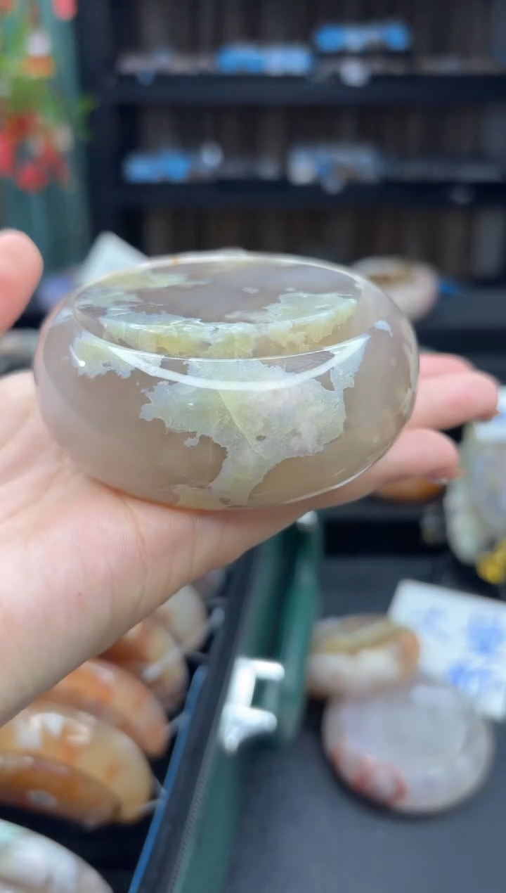 【闪购商品】石英质玉手镯未镶嵌177（60圈赠送镯心）