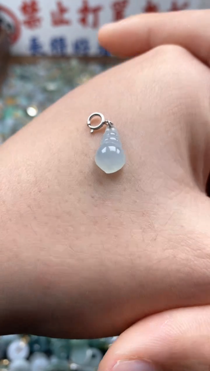 【闪购商品】翡翠颈饰未镶嵌哥哥