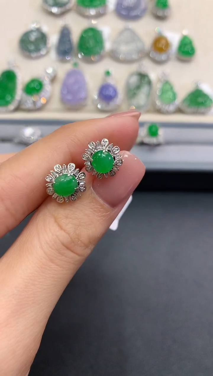 【闪购商品】翡翠耳饰18K金镶嵌a173