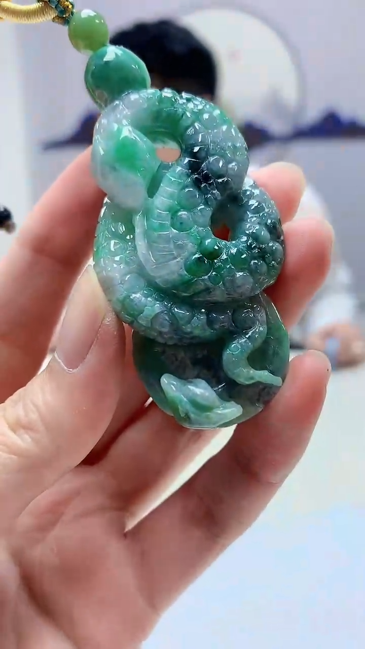 【闪购商品】定制翡翠未镶嵌5028zm-毛货挂件36蛇牌