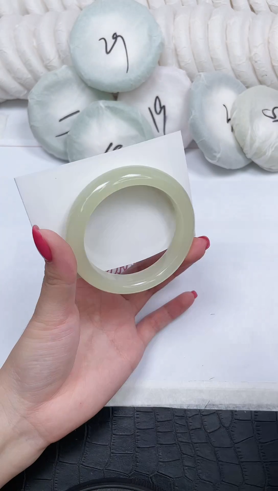 未镶嵌手镯石英质玉10-55.5