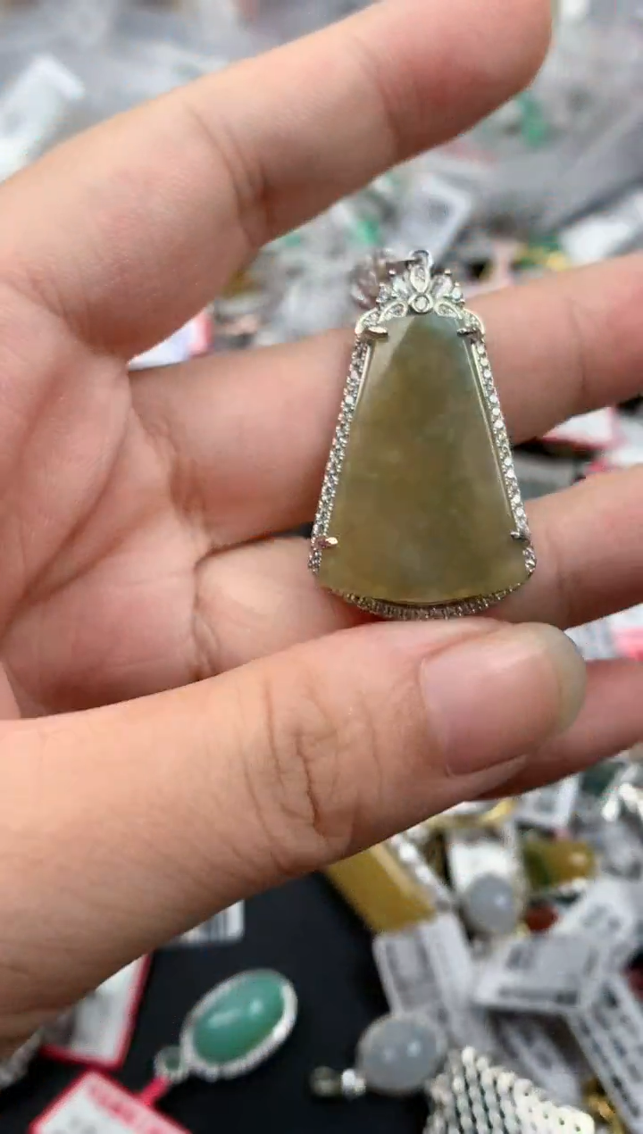 翡翠戒指银S925镶嵌天然A货缅甸翡翠