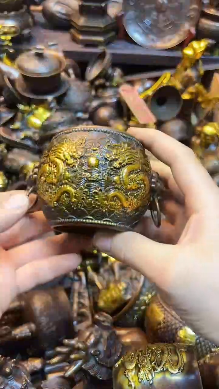 1案台摆件，物品摆件