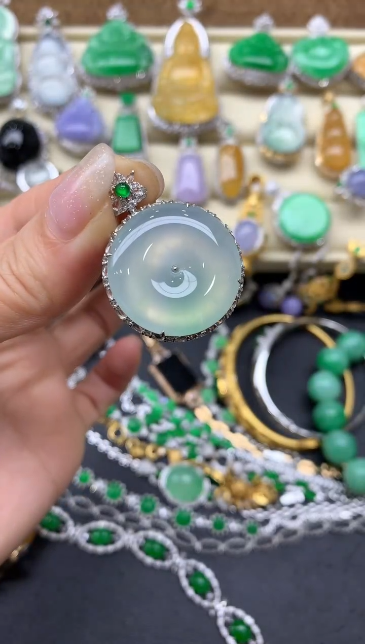 【闪购商品】翡翠颈饰18K金镶嵌501-中国好珍宝