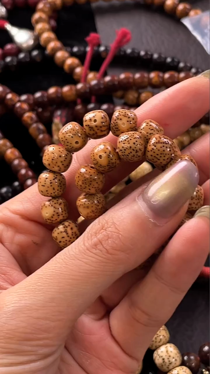 手串星月菩提精工级粉皮浅珀桶珠9*8手串