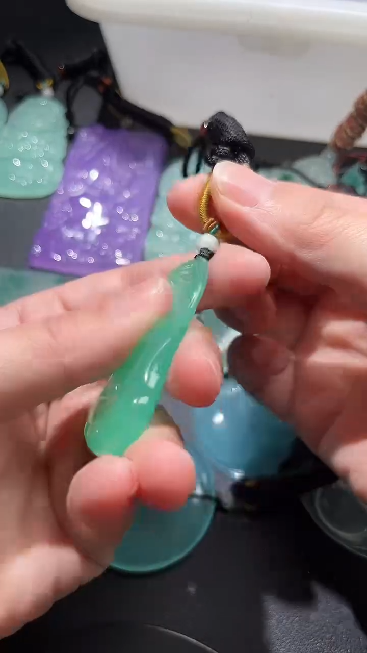 颈饰未镶嵌翡翠绑绳含赠品吊坠多样性GY02