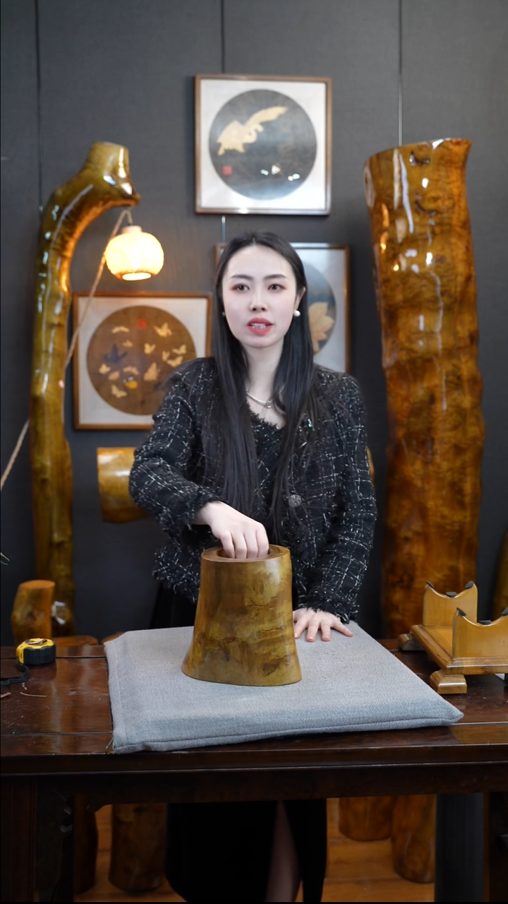 【闪购商品】金丝楠金丝楠木笔筒