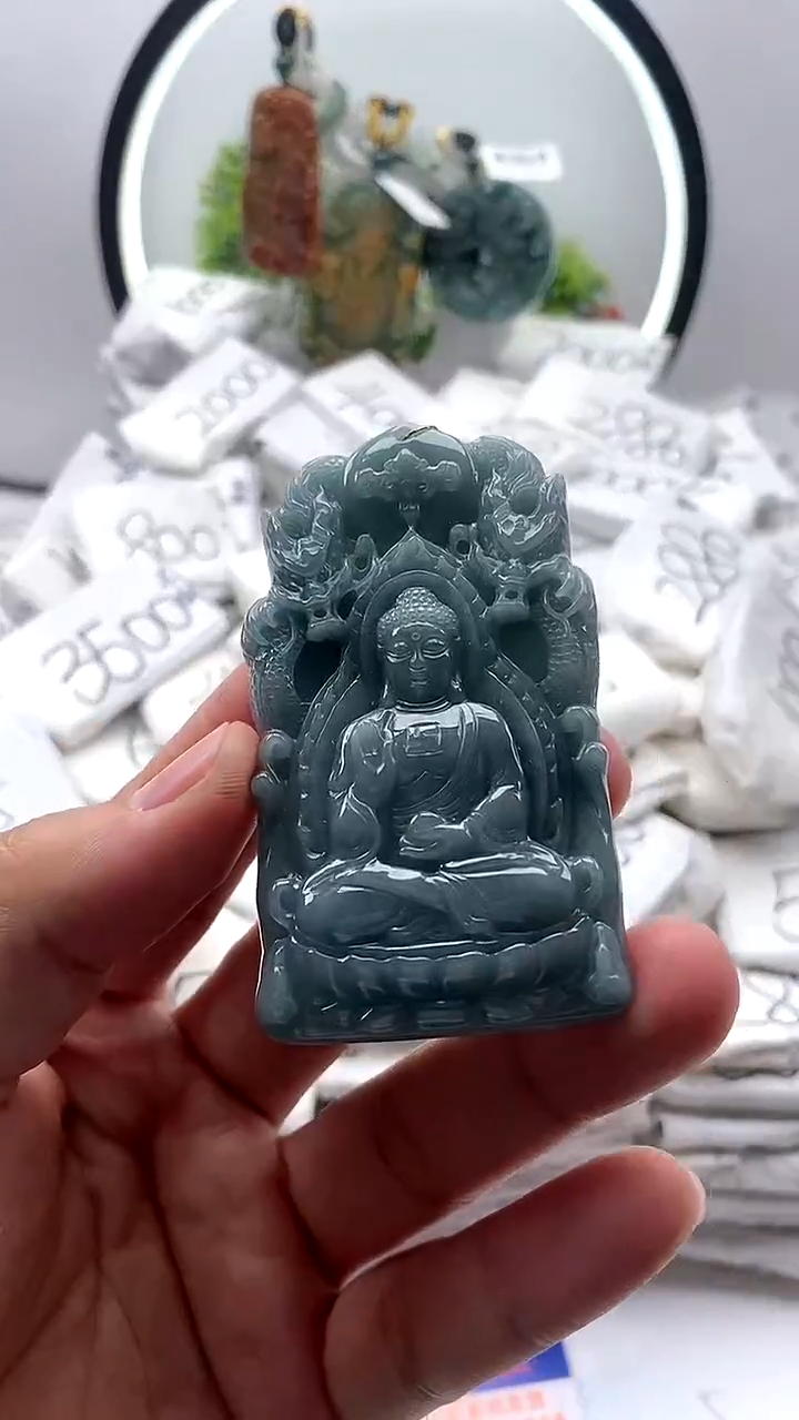 【闪购商品】翡翠颈饰未镶嵌阿弥陀佛