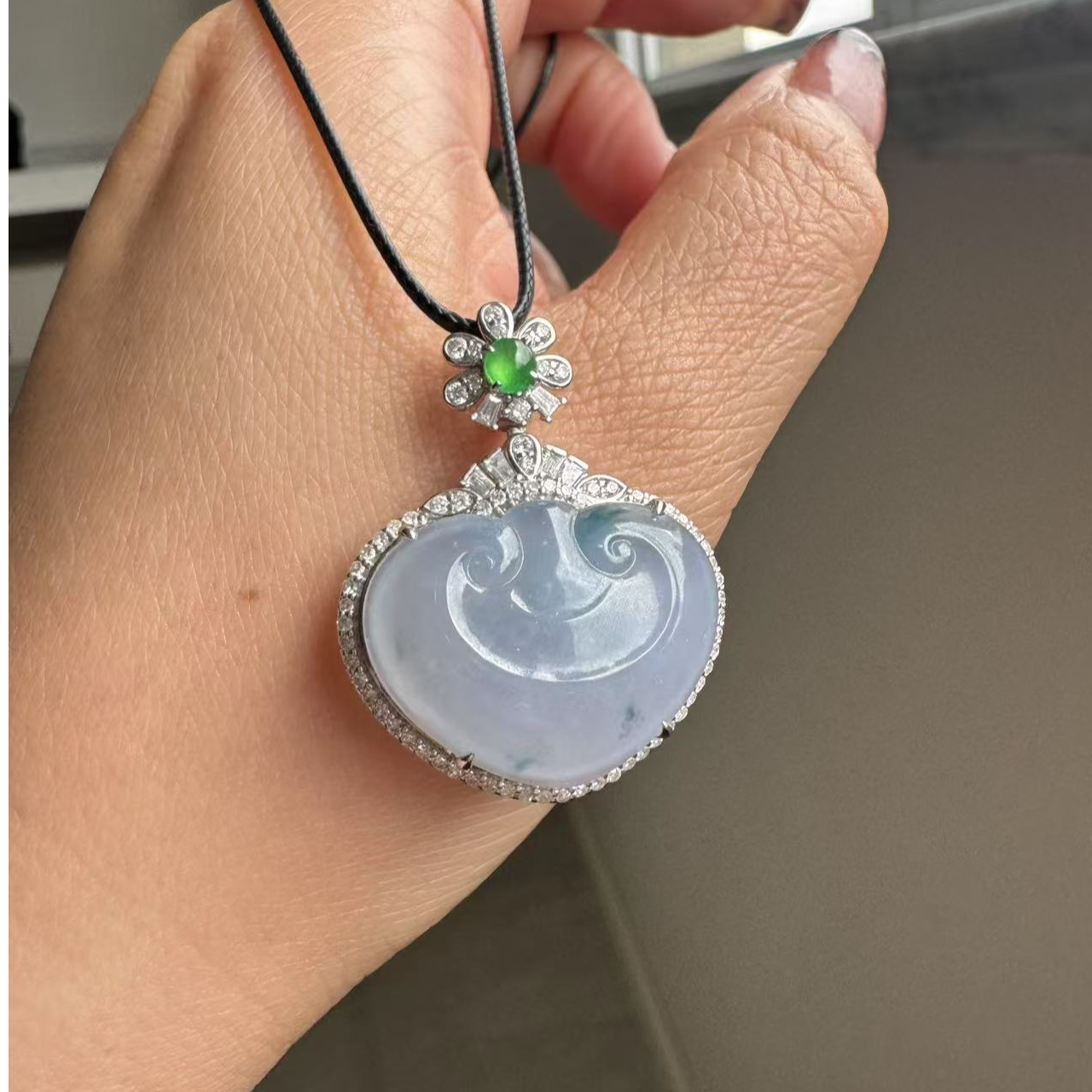 18K金镶嵌豪华版紫罗兰飘花翡翠如意头吊坠 缅甸翡翠A货D619  