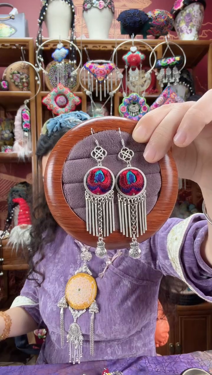 刺绣耳环105甜甜家