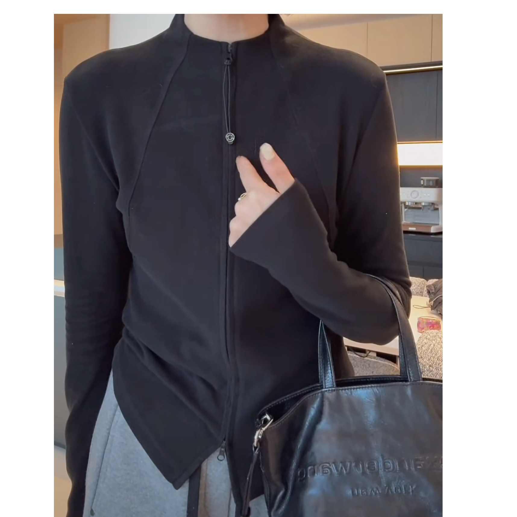 磨毛加绒拉链上衣2024新款秋冬立领修身设计感简约长袖T恤打底衫