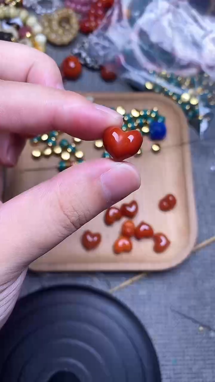 未镶嵌配饰南红玛瑙屁桃 单个发