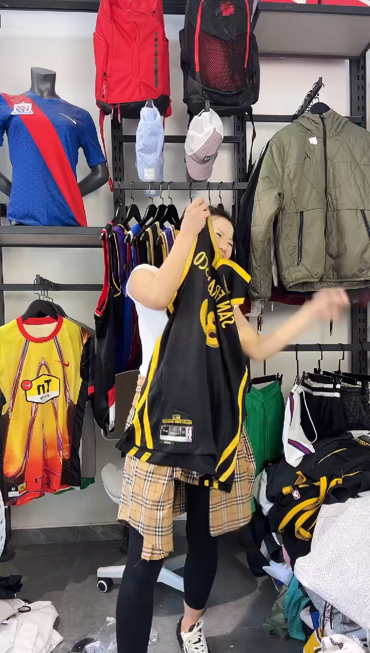 558    ·编码 瑕疵款直播间过款为准 尺码·XL