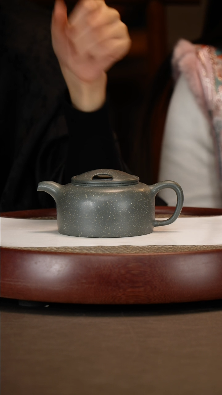 【闪购商品】紫砂茶壶雪花绿泥牛盖+墨宝