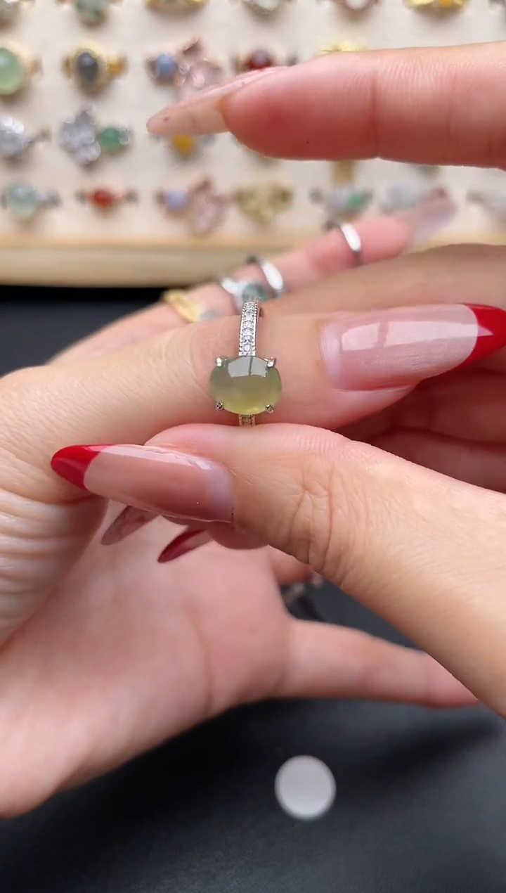 【闪购商品】翡翠戒指银S925镶嵌一物一证一礼盒