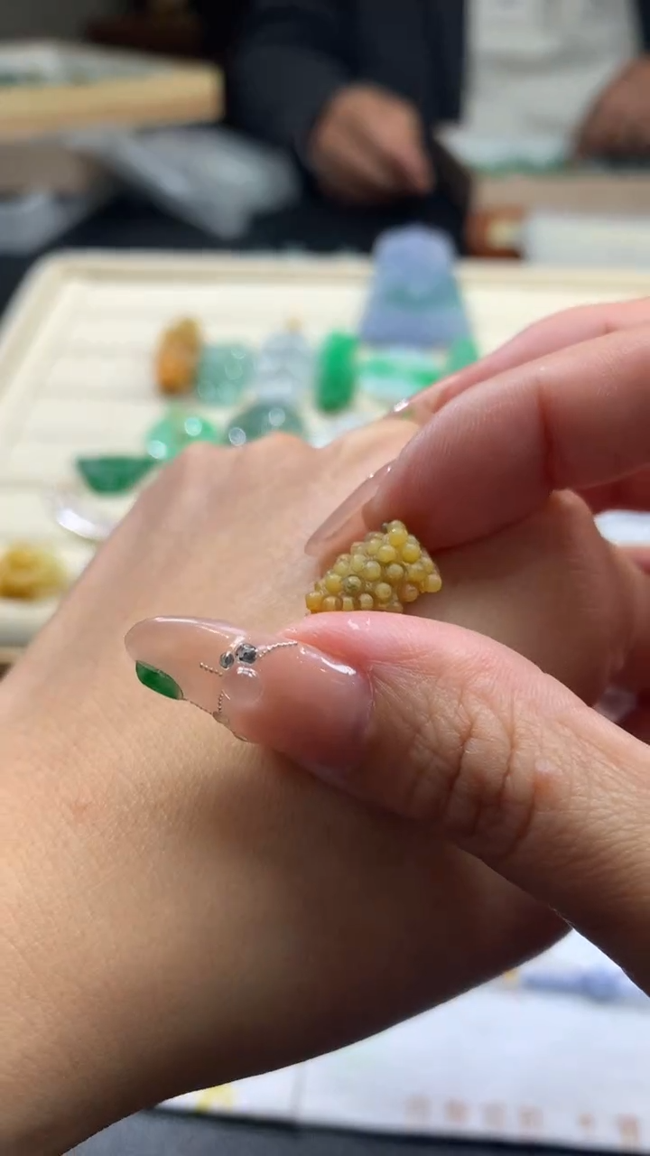 【闪购商品】定制翡翠未镶嵌翡翠