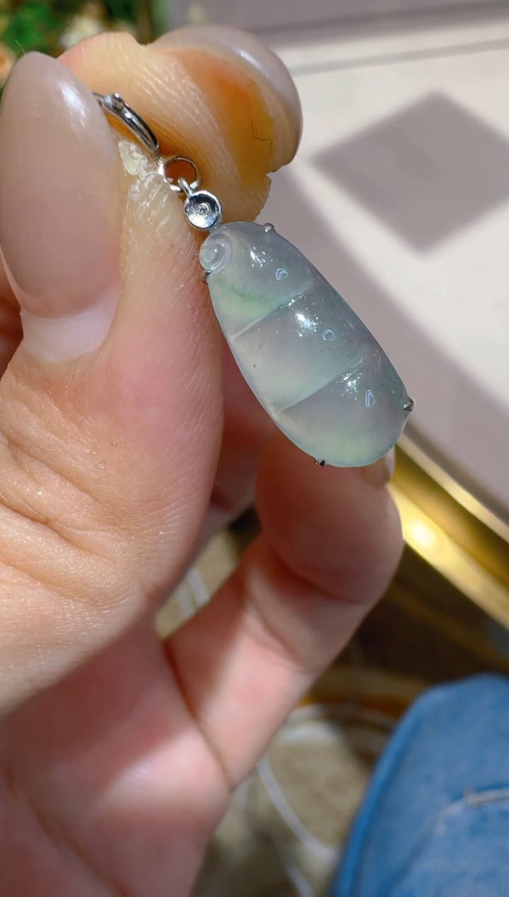 吊坠(不含链)18K金镶嵌翡翠多样性团购发一件