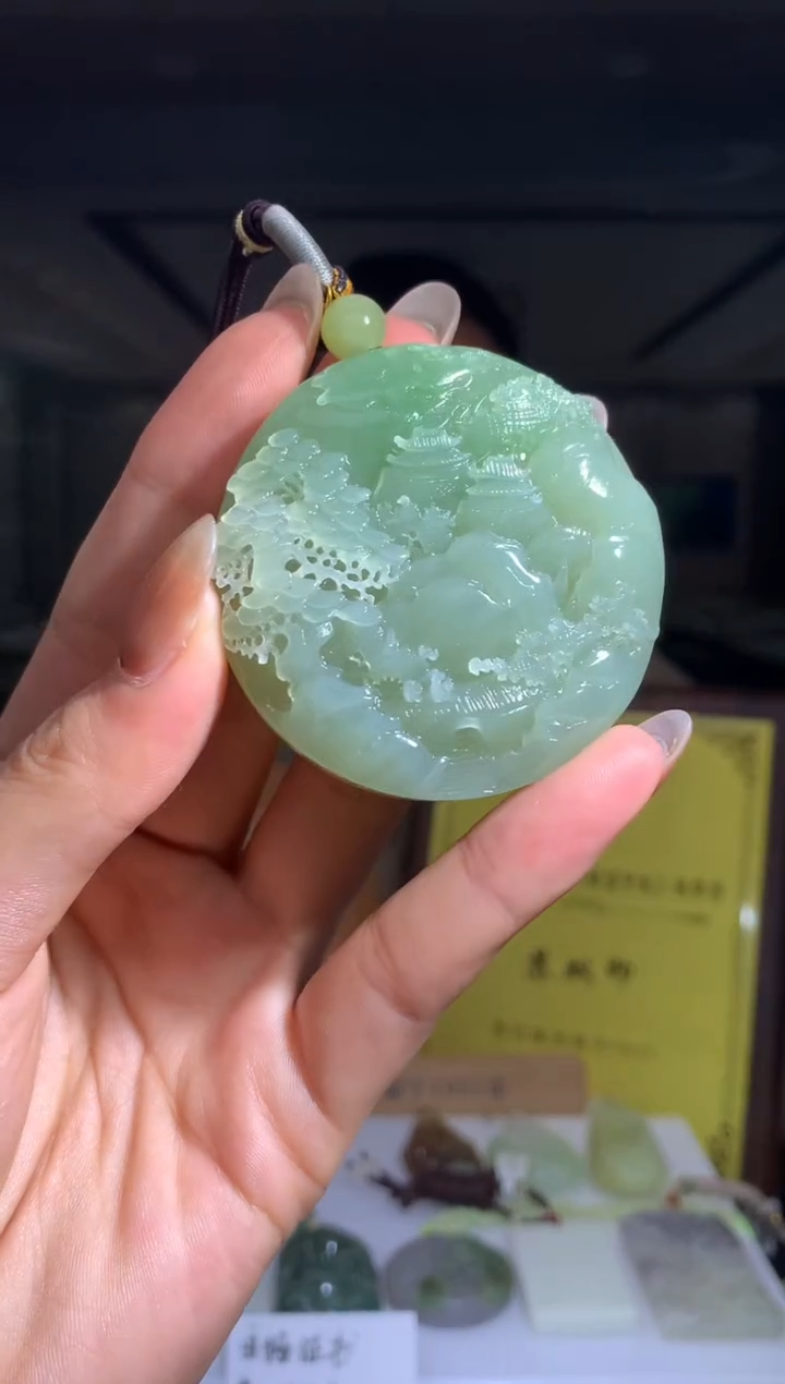 【闪购商品】定制和田玉Boss阳天然和田玉（拍一发一）