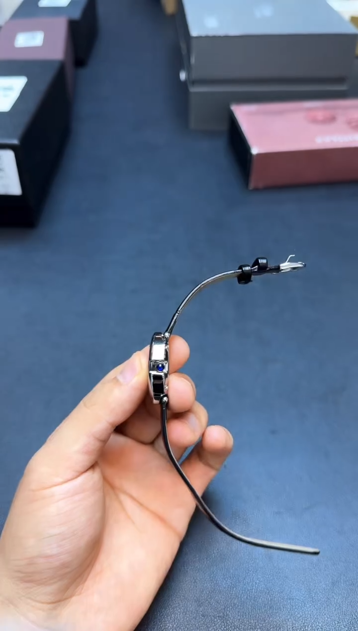 瓷片全新正品一件不留@@WE1459