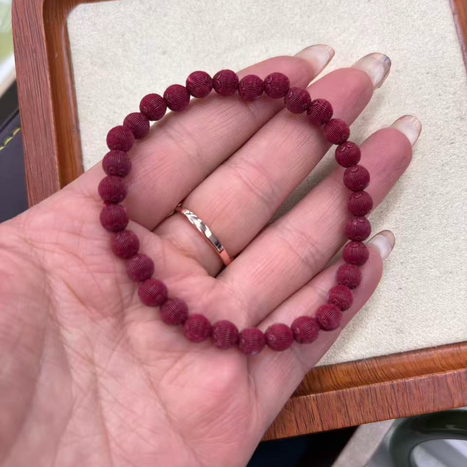 含辰砂工艺品掌柜家--卡6mm紫金砂莲花手串礼盒装