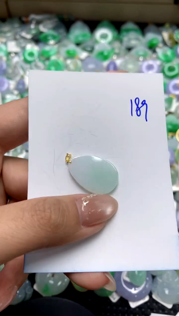 【闪购商品】翡翠颈饰18K金镶嵌1111111111