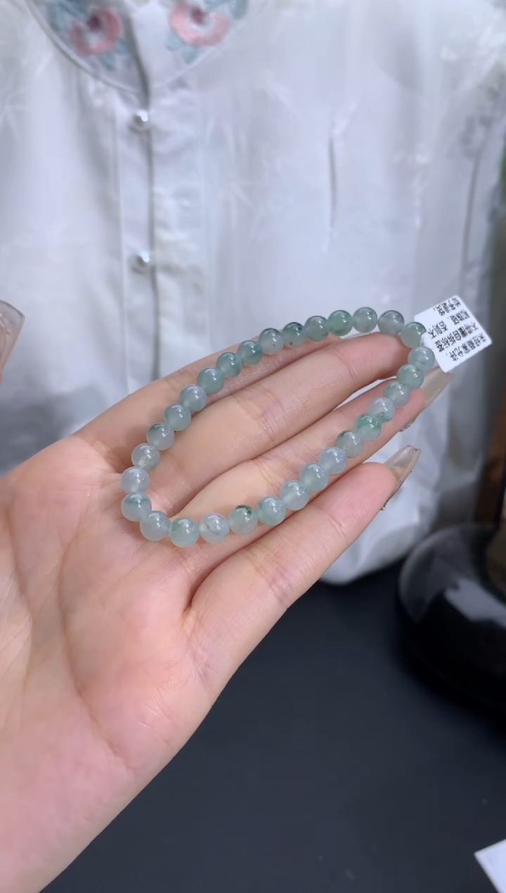 【闪购商品】翡翠手链未镶嵌卡5.9mm