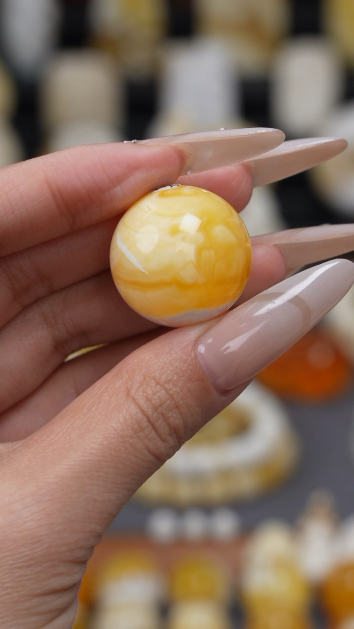 【闪购商品】琥珀裸石未镶嵌25445421