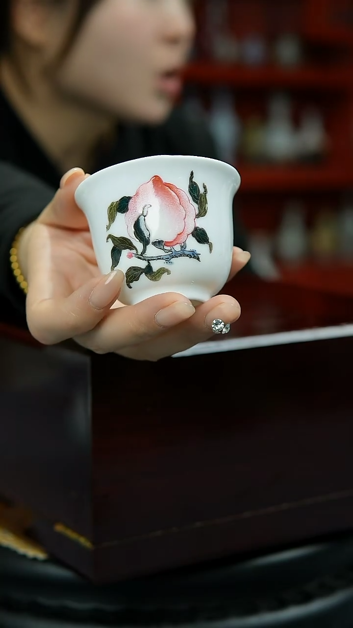 【闪购商品】官窑瓷画院436官窑瓷画院桃子铃铛杯