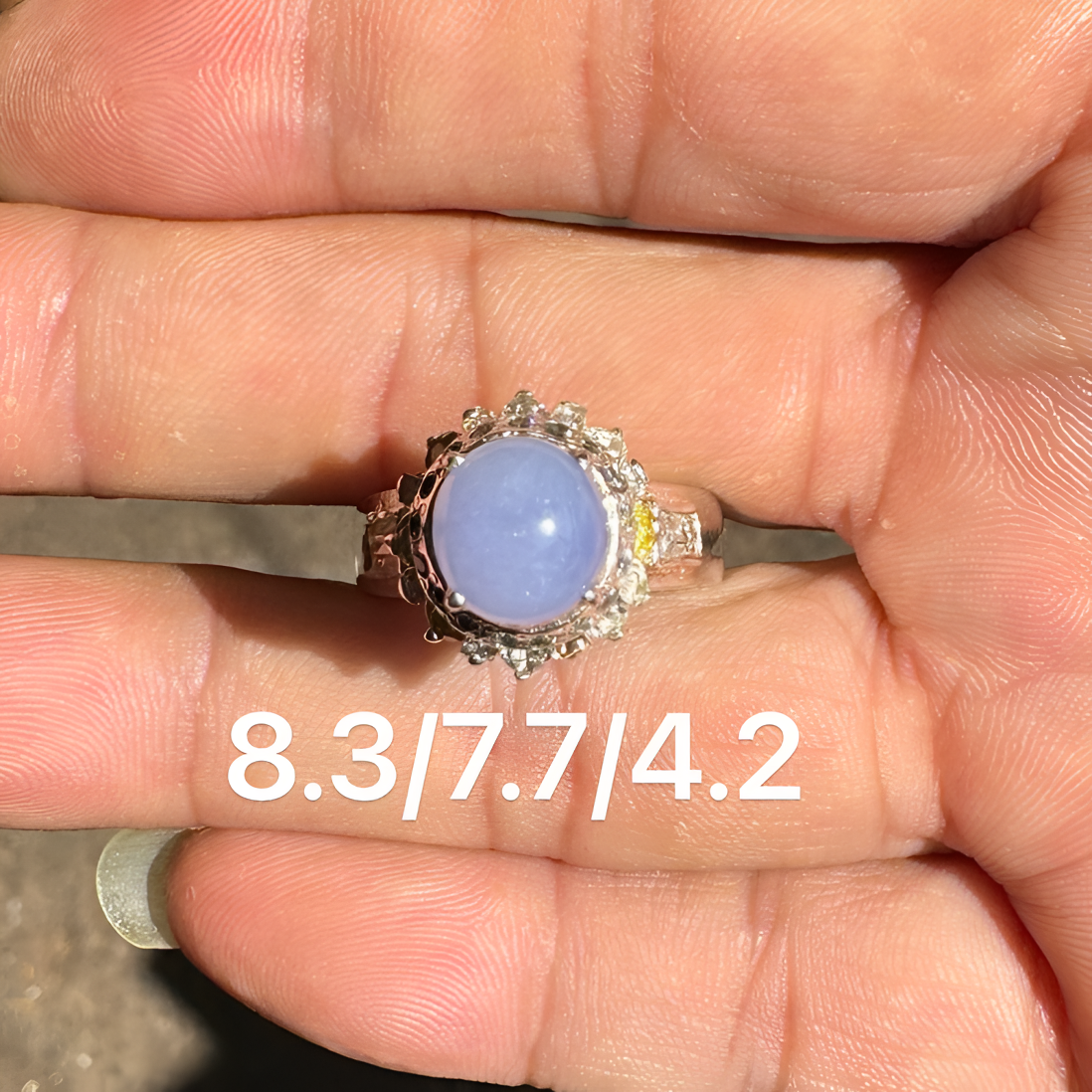 0210(小哪吒在源头)冰细糯化种紫罗兰正圆戒面肉细饱满荧光足M80