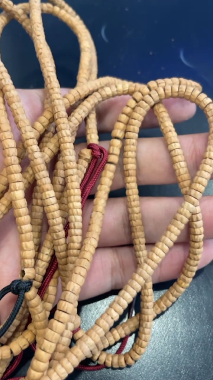 【闪购商品】柏香籽/百香籽吊坠百香药片（发一条）