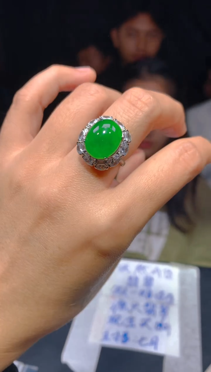 【闪购商品】定制翡翠未镶嵌68多样性发货（发其一）