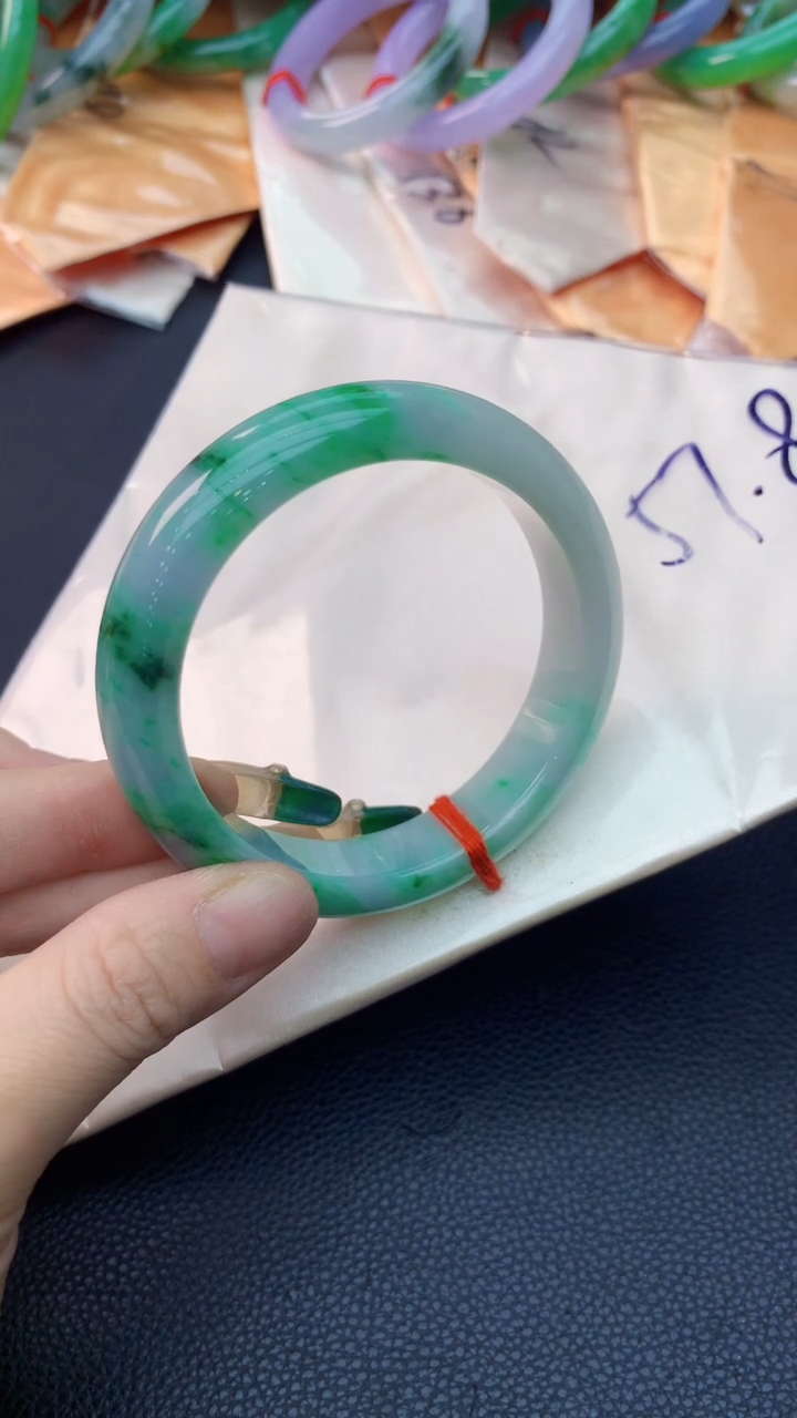 未镶嵌手镯翡翠0013734898
