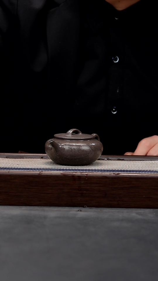 【闪购商品】紫砂茶壶大水潭天青舒和