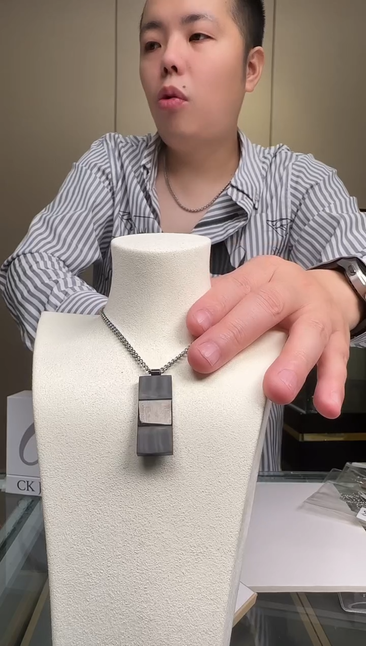 钛钢无钛钢无CK 项链