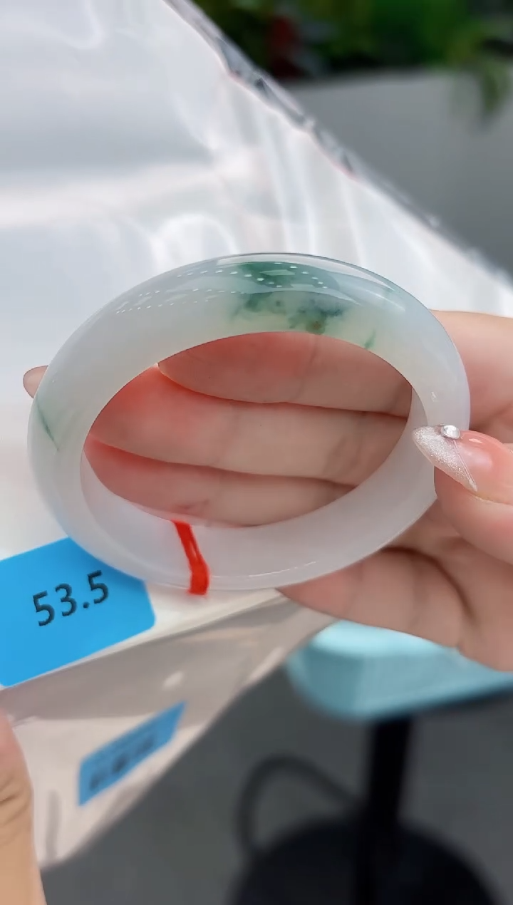 【闪购商品】翡翠手镯未镶嵌翡翠手镯