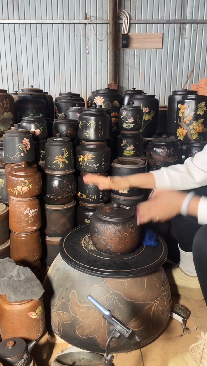 【闪购商品】壶瑕疵茶叶罐 苹果牡丹花 743