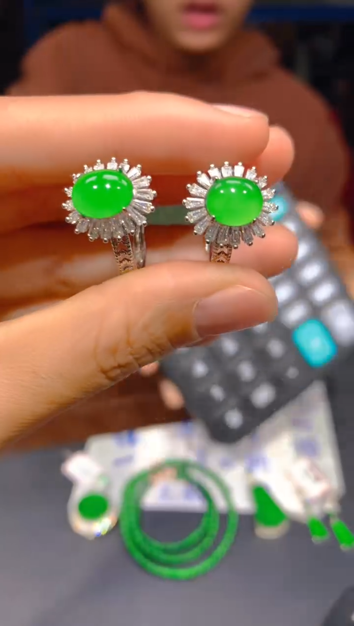 【闪购商品】定制翡翠未镶嵌122多样性发货（发其一）