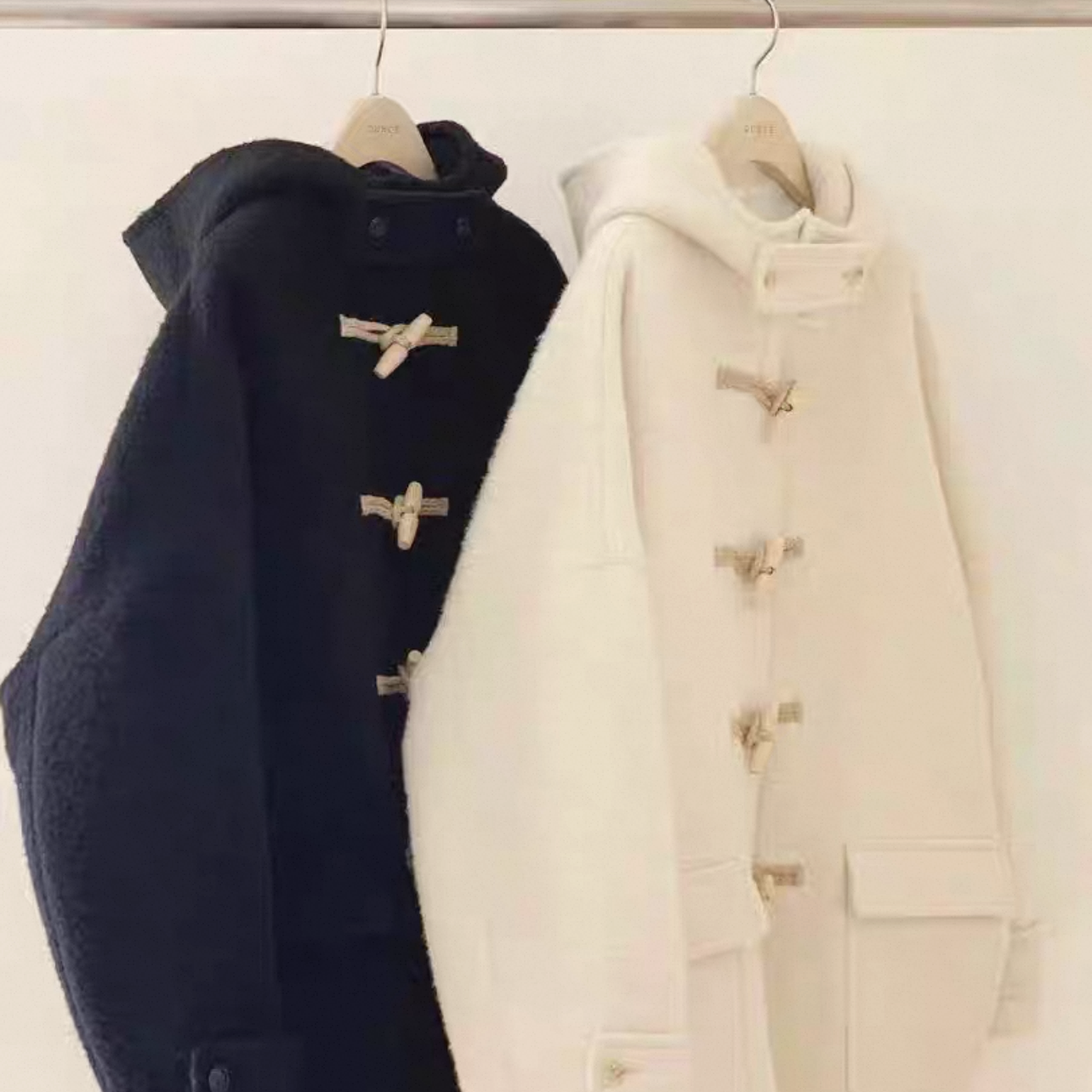 韩国东大门ounce冬季新款羊毛牛角扣连帽厚实大衣减龄毛呢外套834