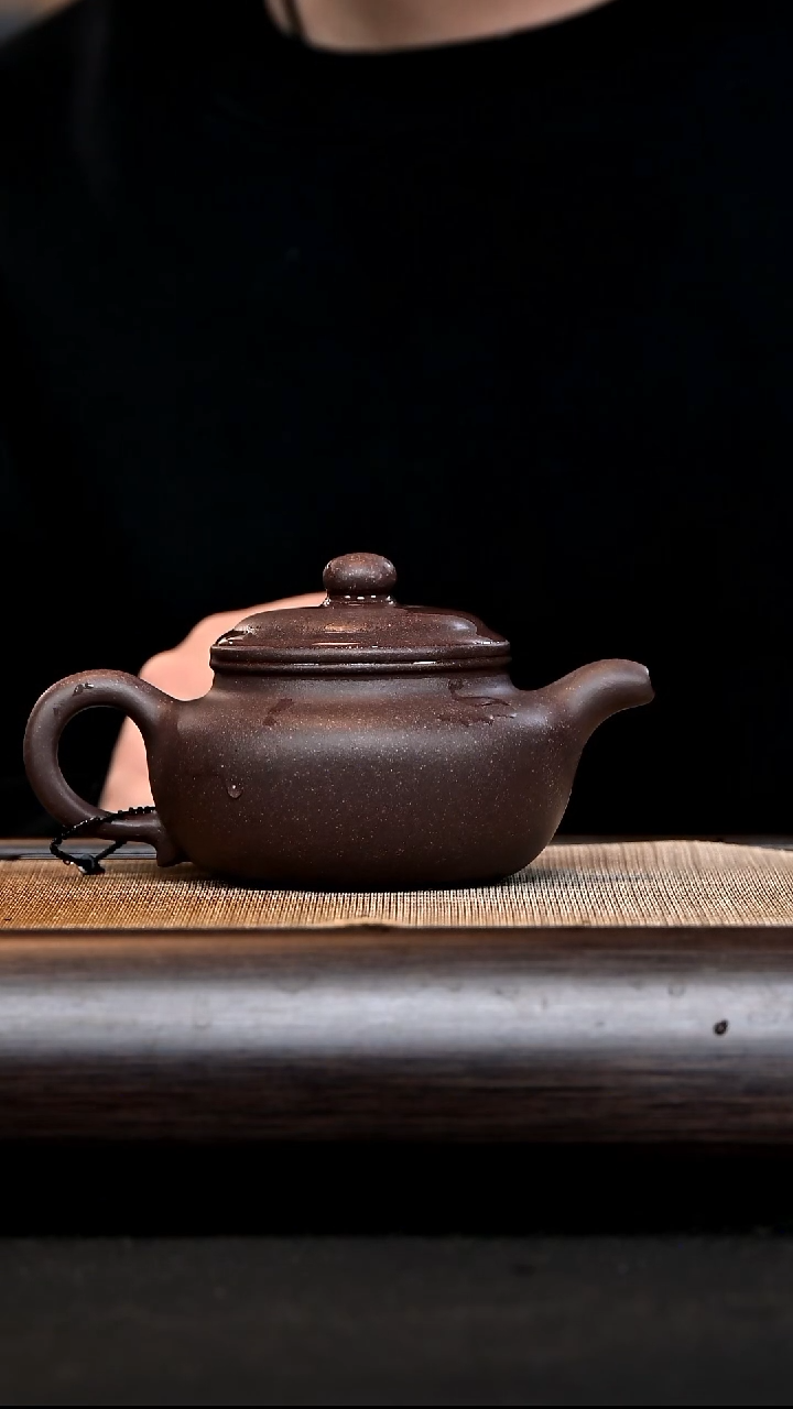 【闪购商品】紫砂茶壶GP16102 仿古 蟹壳青