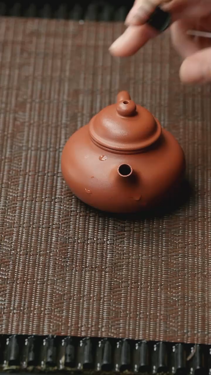 【闪购商品】紫砂茶壶五堂 容天（阿弥陀佛）