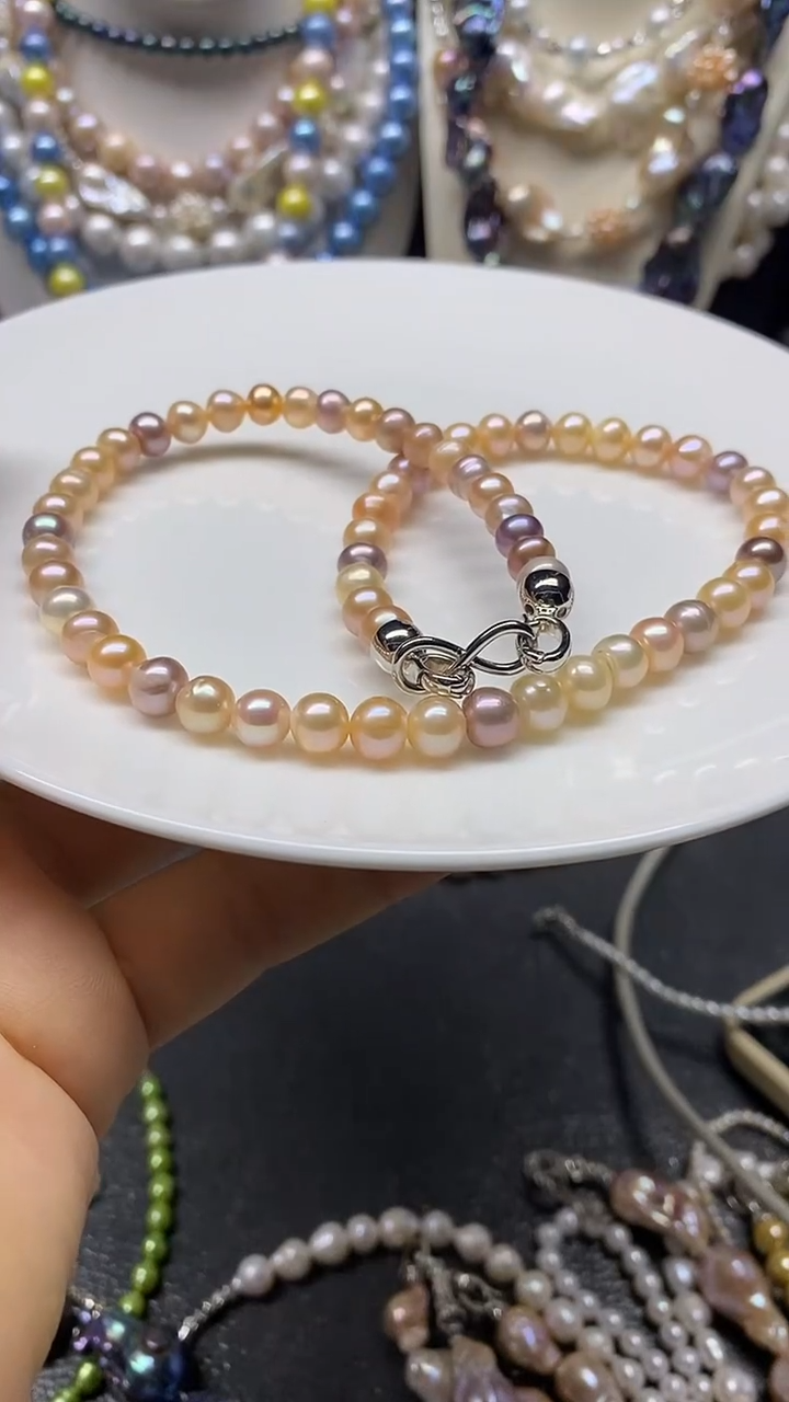 颈饰未镶嵌淡水珍珠多人