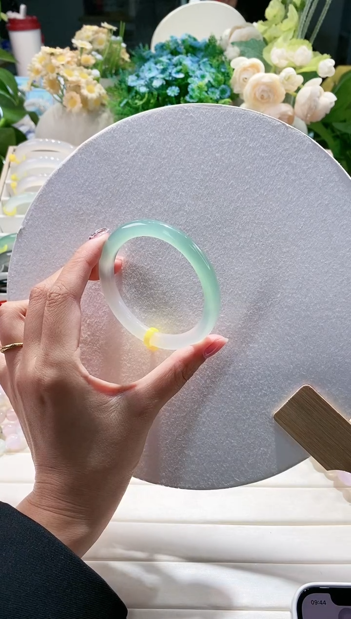 玛瑙/玉髓手镯未镶嵌27-56