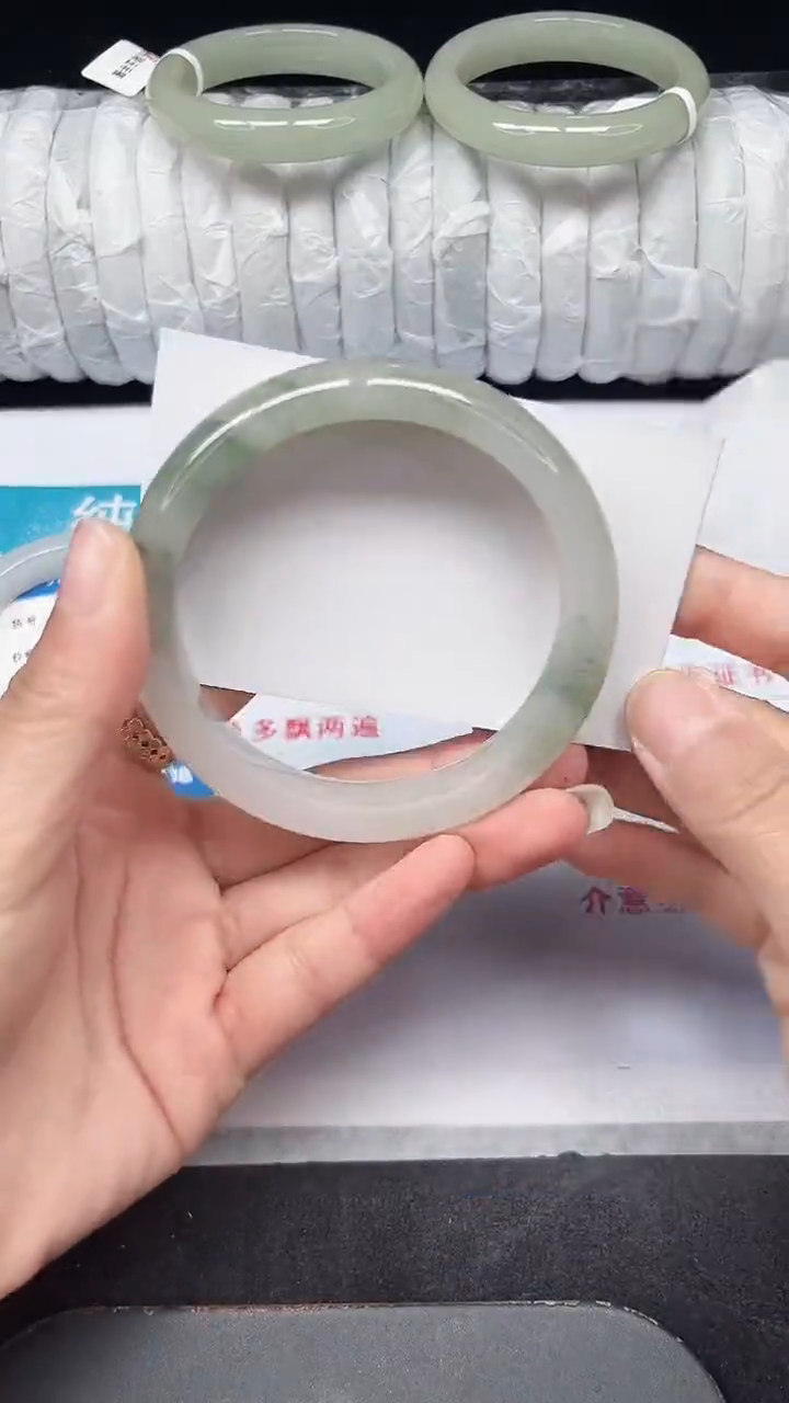 未镶嵌手镯石英质玉69-60/61