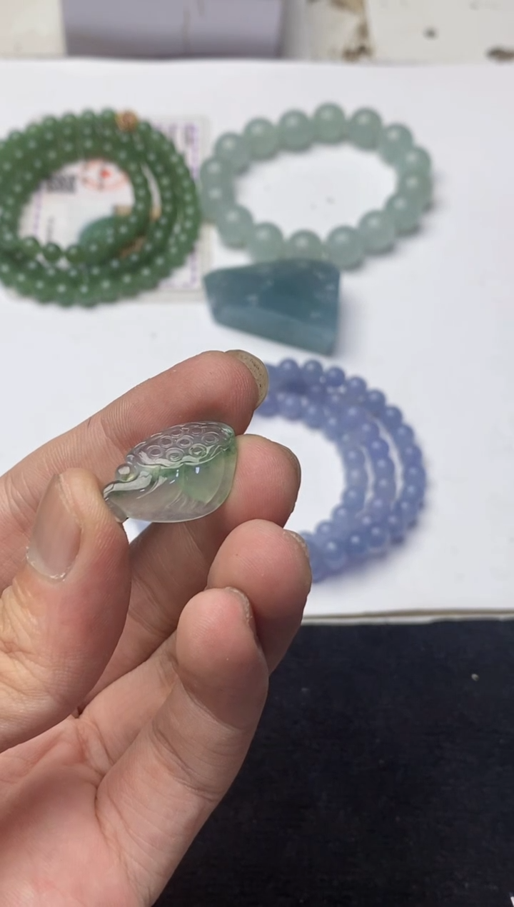 未镶嵌定制翡翠定制翡翠