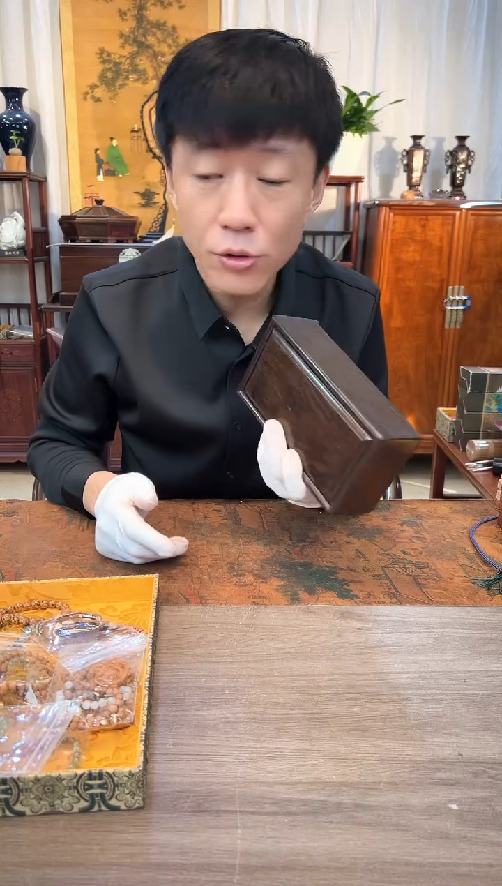 【闪购商品】红酸枝木类成套家具大红酸枝 素面抽拉盒21*11*6.5